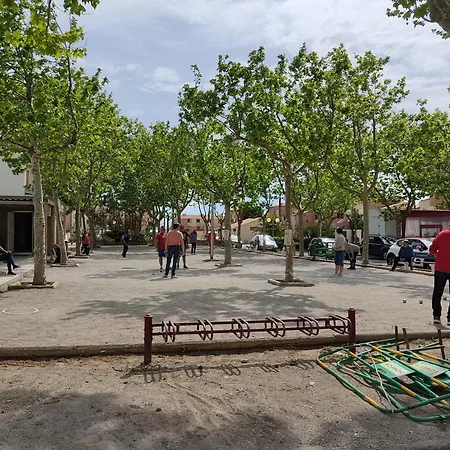 Apartment Cosy Avec Parking Securise A 50m De La Du Grazel - Fr-1-796-47 Gruissan