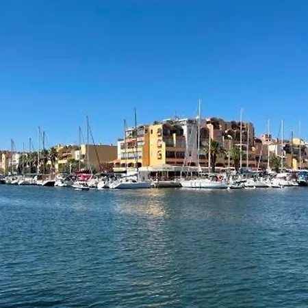 Vue 2/3 Pers à 50m Grazel, Parking Sécurisé - Fr-1-796-47 * Gruissan